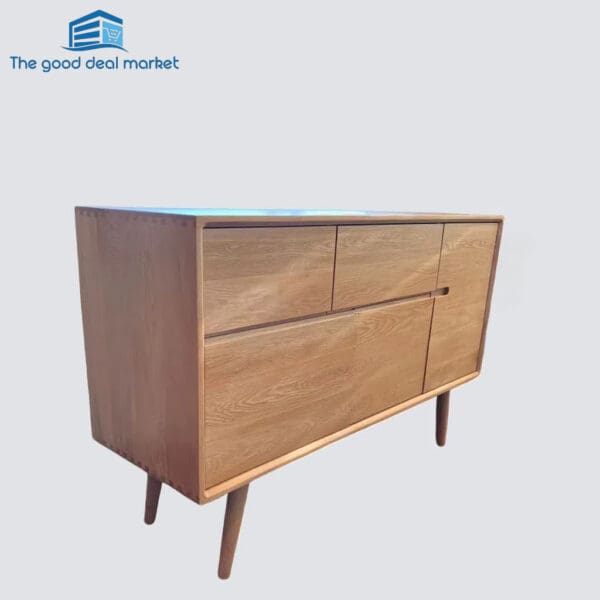 SY Solid Oak Buffet/Cabinet - Image 2